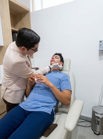 Atención Dermatológica Especializada